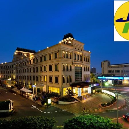 Shinkansen Grand Hotel Taichung Exterior photo