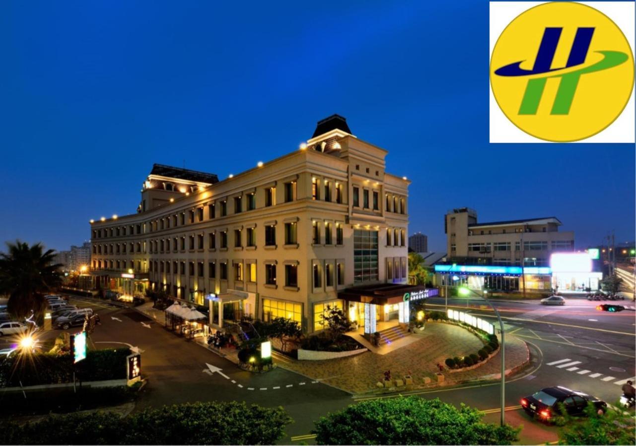 Shinkansen Grand Hotel Taichung Exterior photo